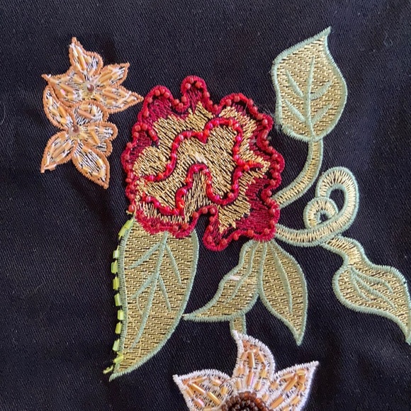 Vanity Collection Beaded High Rise Ankle Jeans Black Small - Picture 2 of 8